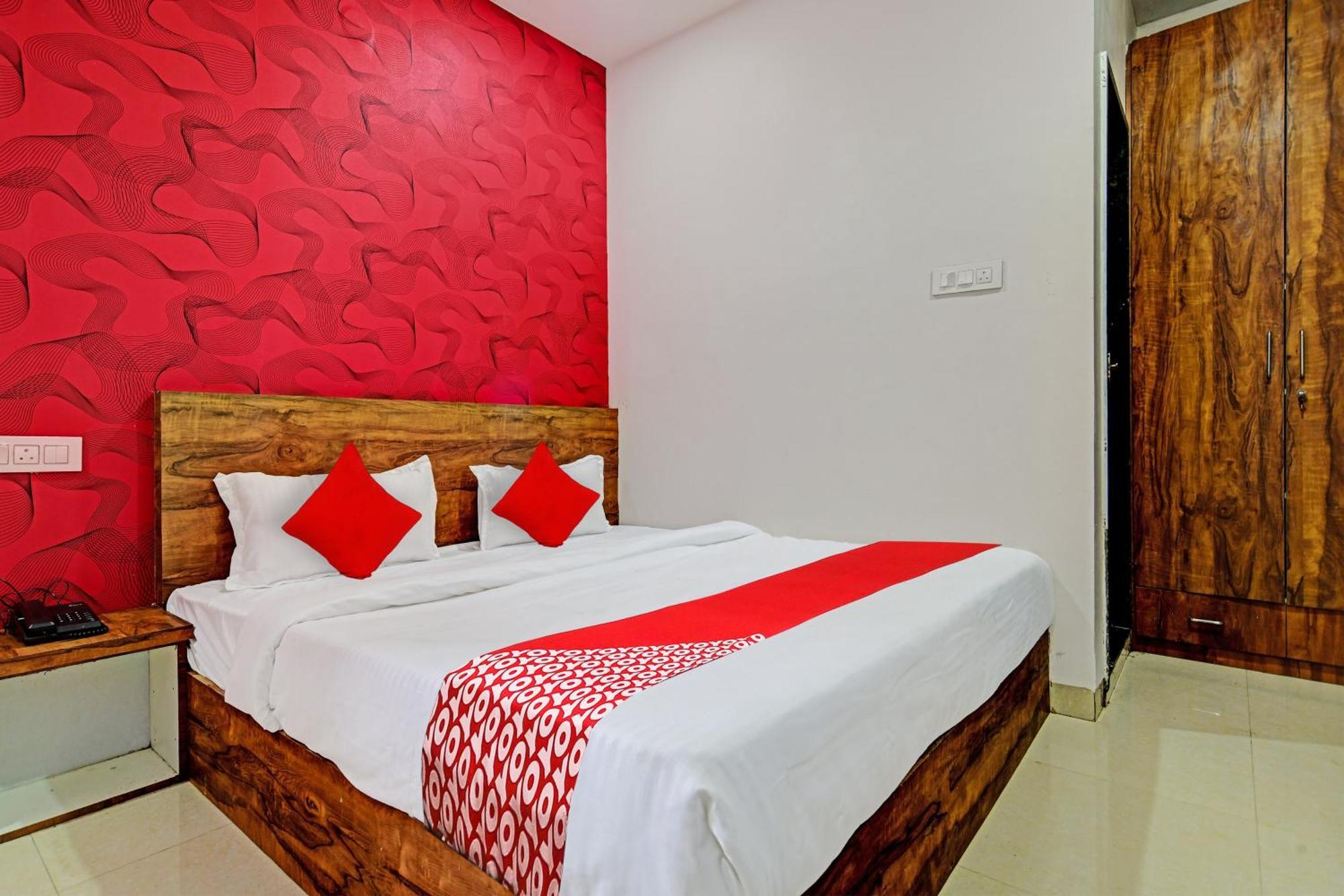 Oyo Flagship Hotel Blue Tick Індаур Екстер'єр фото
